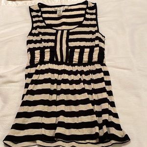 Max Studio Women’s Tunic Top